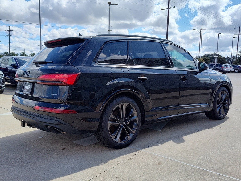 New 2026 Audi Q7 55 Premium Plus SUV