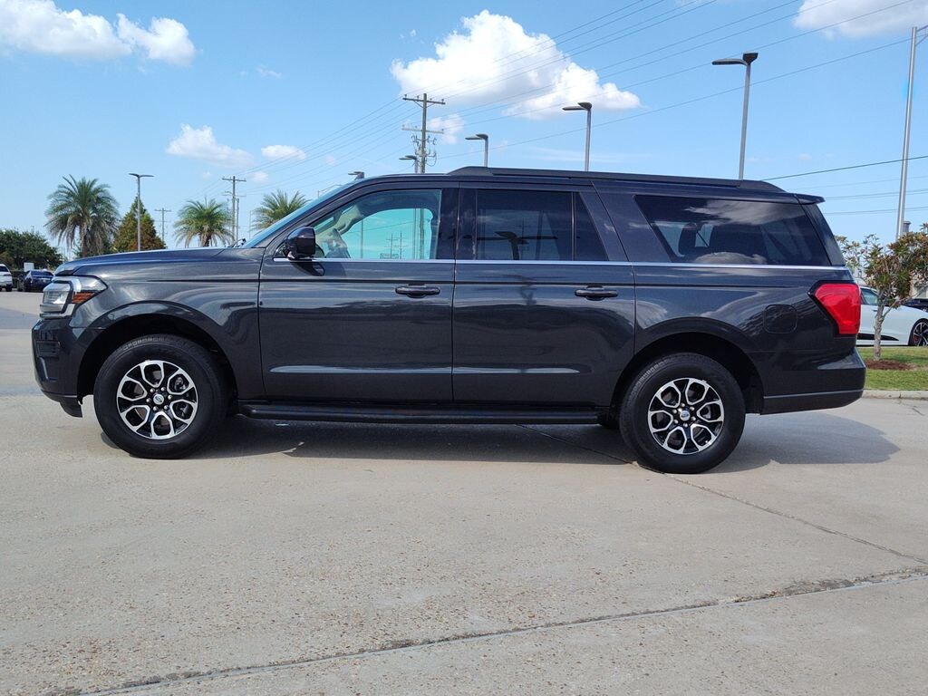Used 2022 Ford Expedition Max XLT SUV