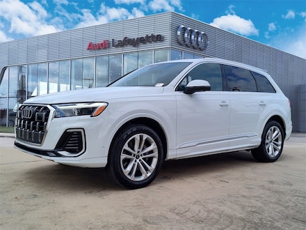 2025 Audi Q7 45 Premium SUV