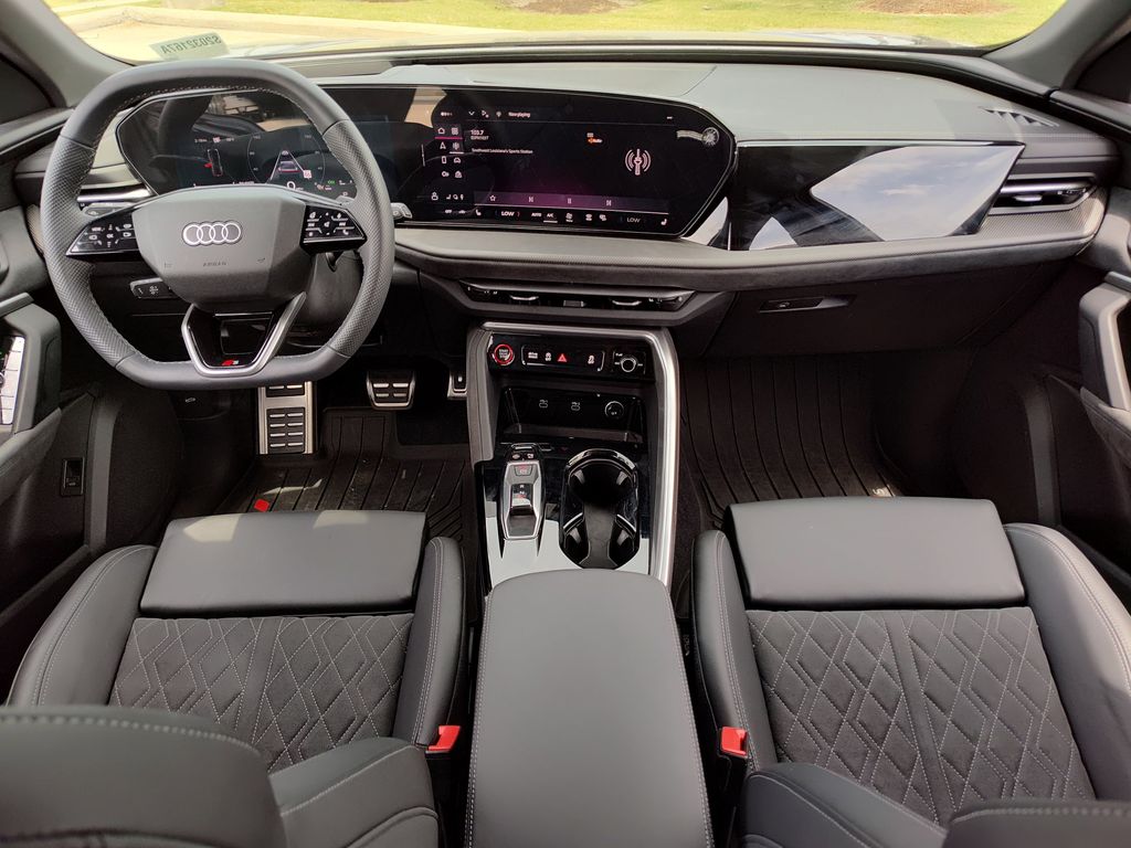 2025 Audi SQ5 Premium Plus - Photo 10