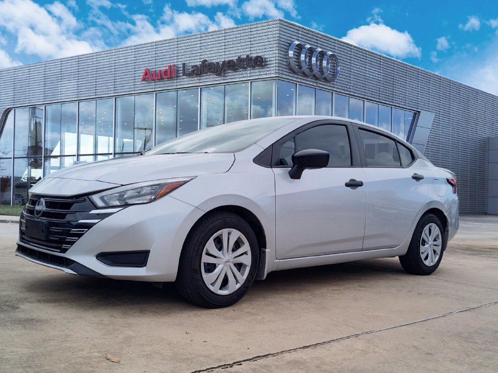 2025 Nissan Versa Sedan