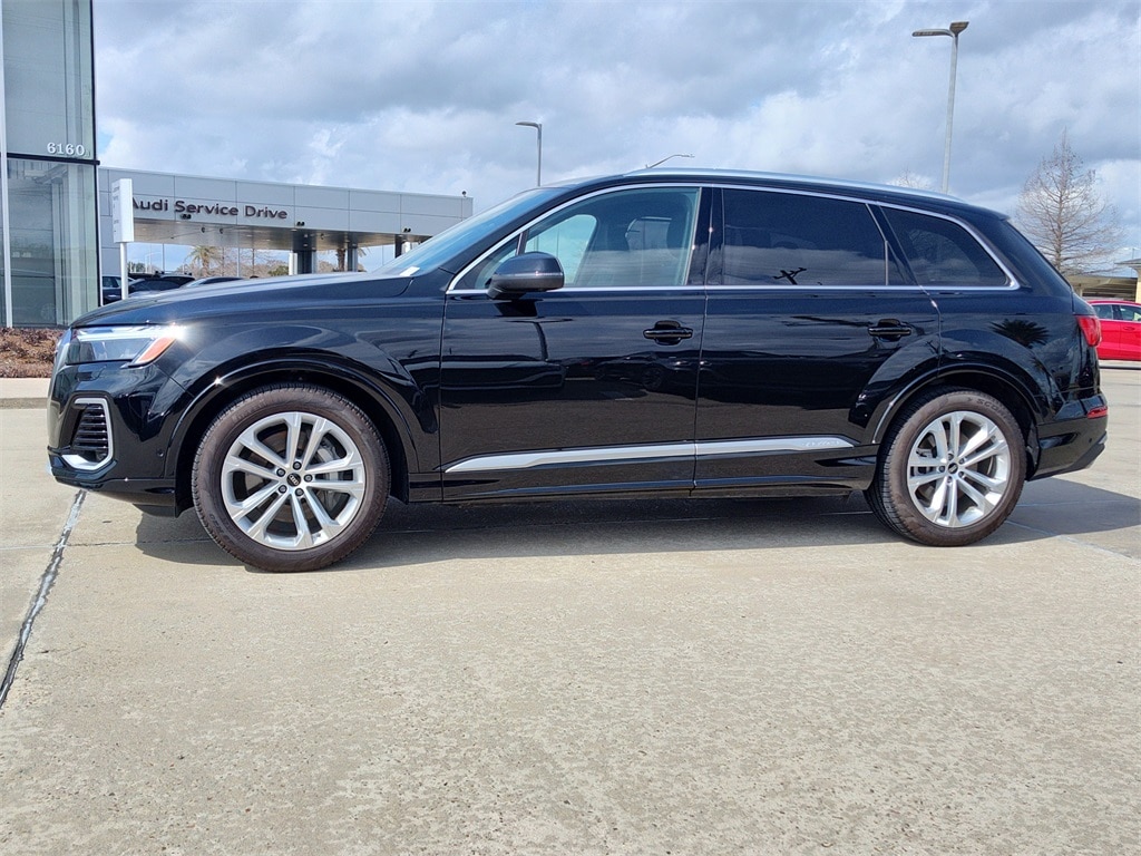 Certified 2025 Audi Q7 55 Premium SUV