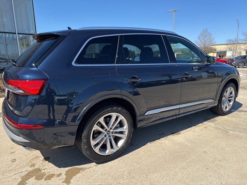 Used 2025 Audi Q7 45 Premium SUV