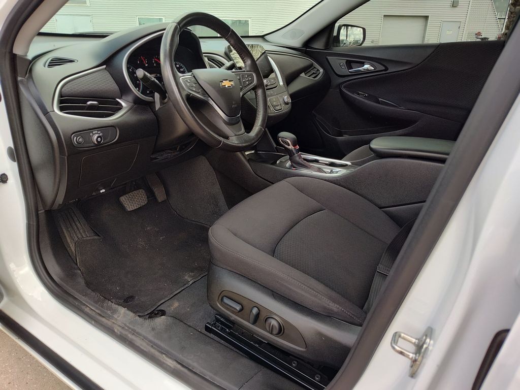 Used 2022 Chevrolet Malibu RS Sedan