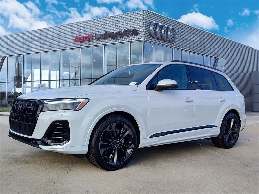 2026 Audi Q7 55 Premium Plus quattro Tiptronic's photo
