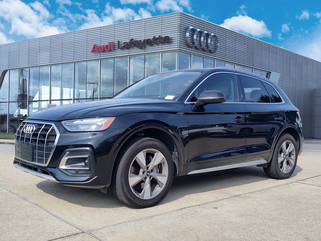 2022 Audi Q5 40 Premium Plus
