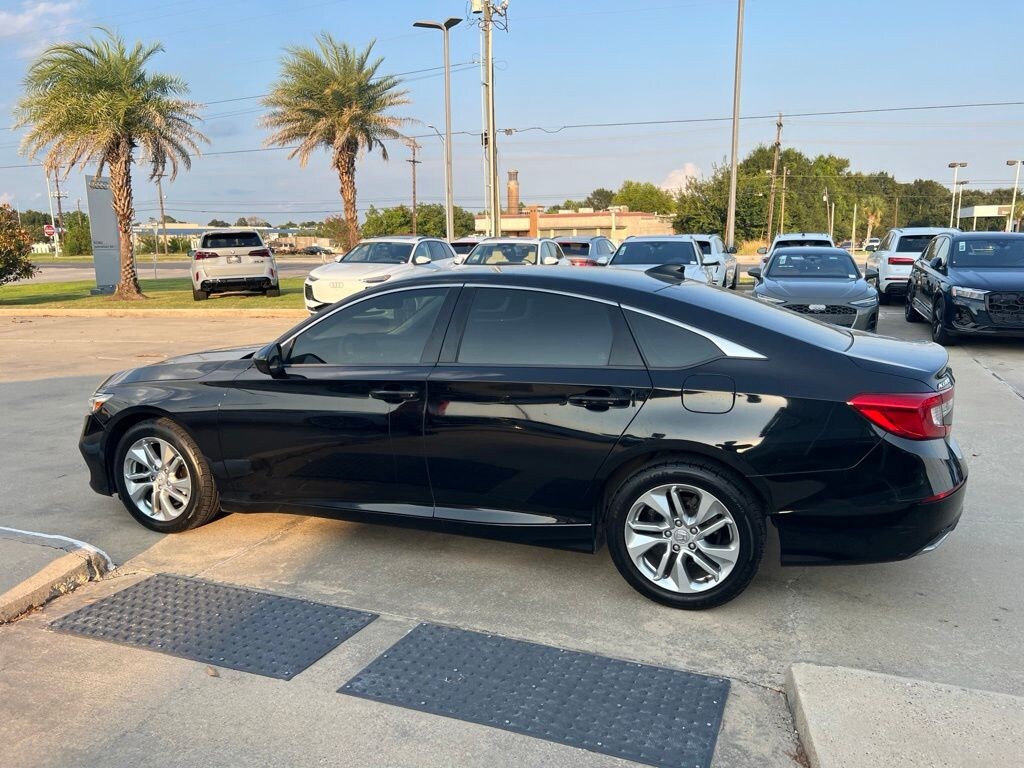 Used 2018 Honda Accord LX Sedan
