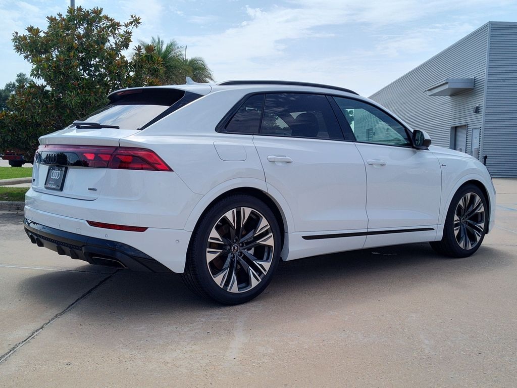 New 2026 Audi Q8 SUV