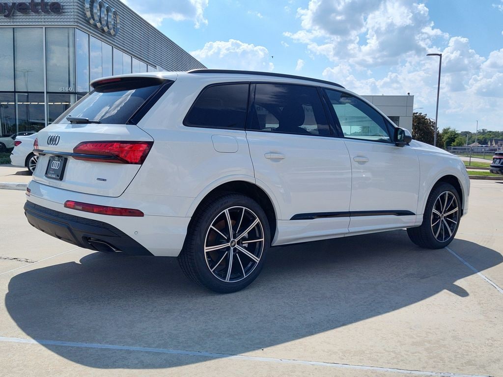 New 2026 Audi Q7 45 Premium Plus SUV