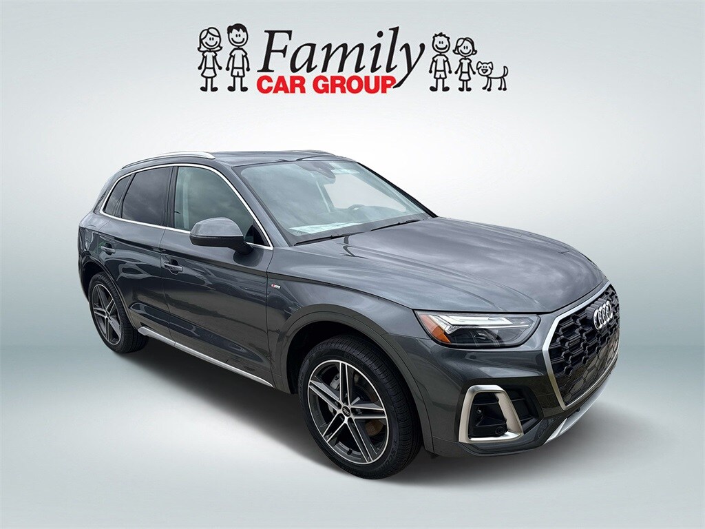 2025 Audi Q5 55 Premium Plus photo 2