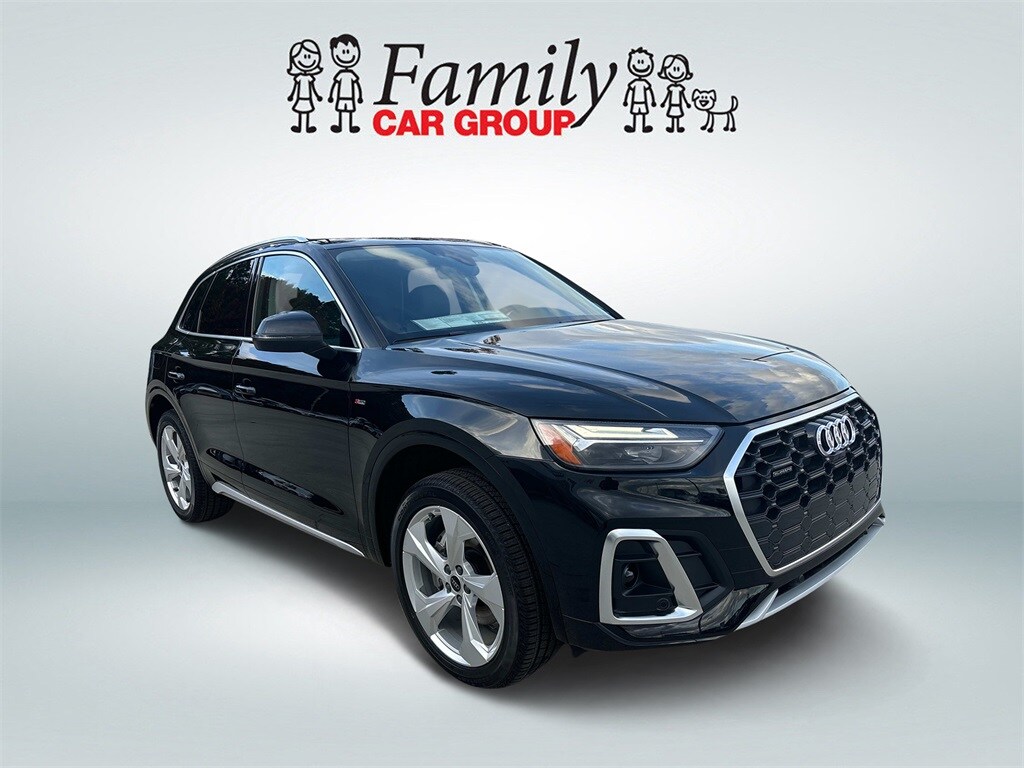 2025 Audi Q5 45 S line Premium Plus photo 2