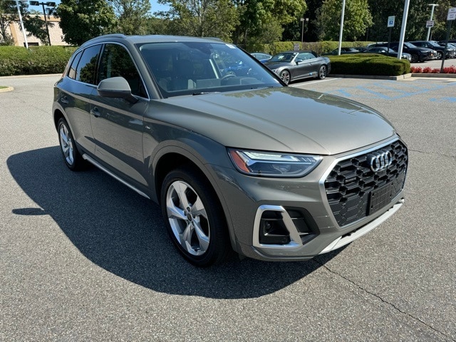 Used 2024 Audi Q5 Premium Plus with VIN WA1EAAFY1R2036703 for sale in Saint James, NY