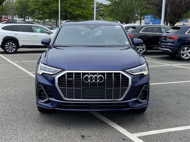 2024 Audi Q3 Premium S line photo 2