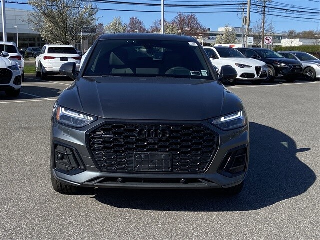 2022 Audi Q5 45 S line Premium photo 2