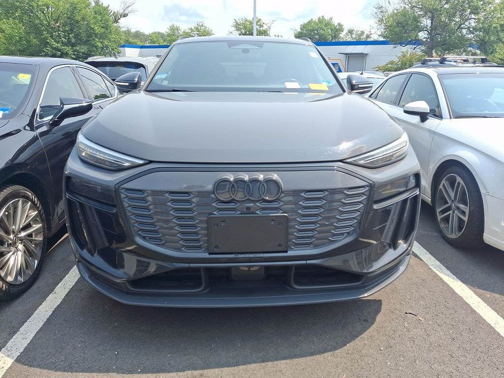Certified 2025 Audi SQ6 e-tron Prestige SUV