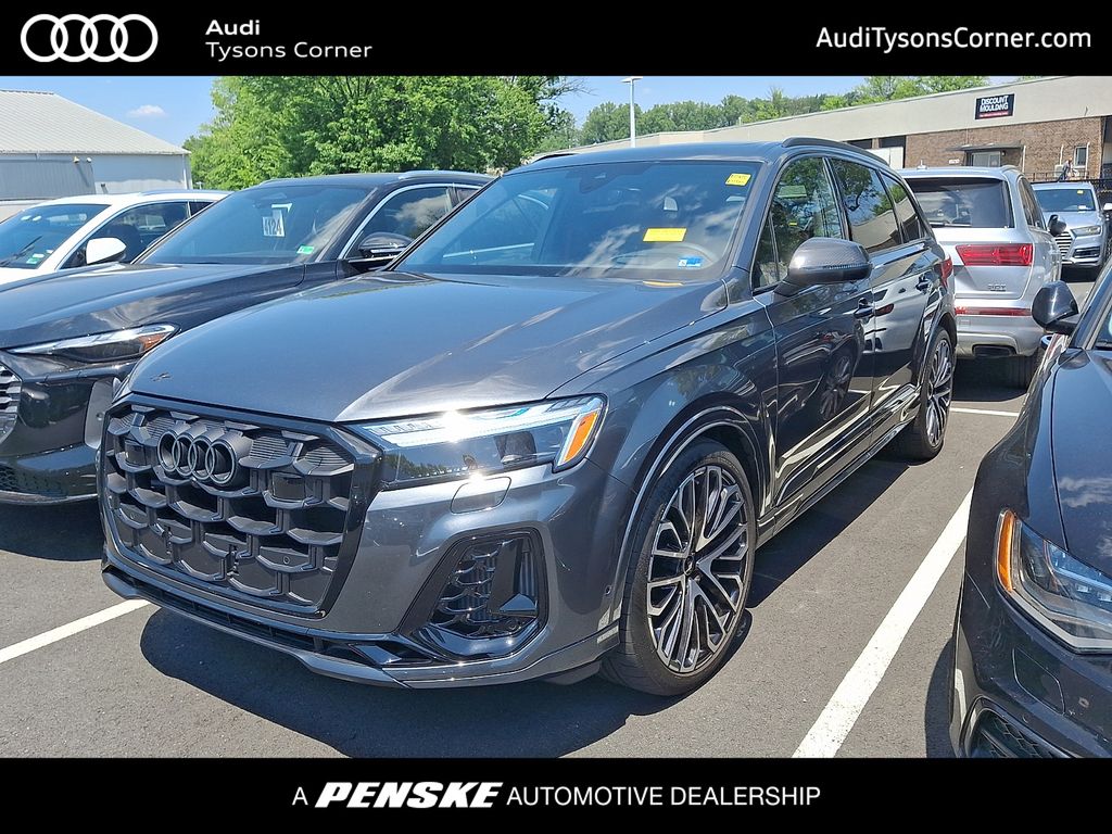 2025 Audi SQ7 Prestige quattro Tiptronic's photo
