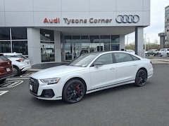 2025 Audi S8 4.0T Sedan