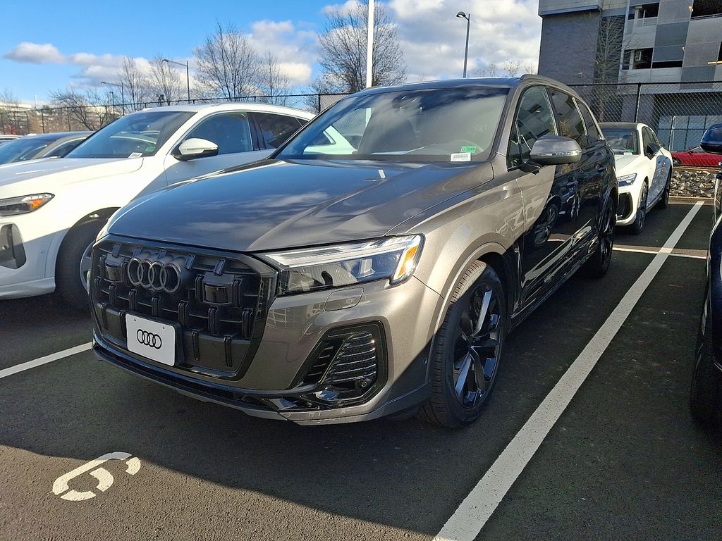 2026 Audi Q7 Premium Plus's photo