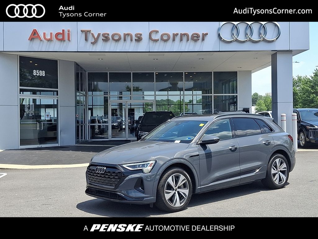 2024 Audi Q8 e-tron 55 114 kWh Premium quattro's photo