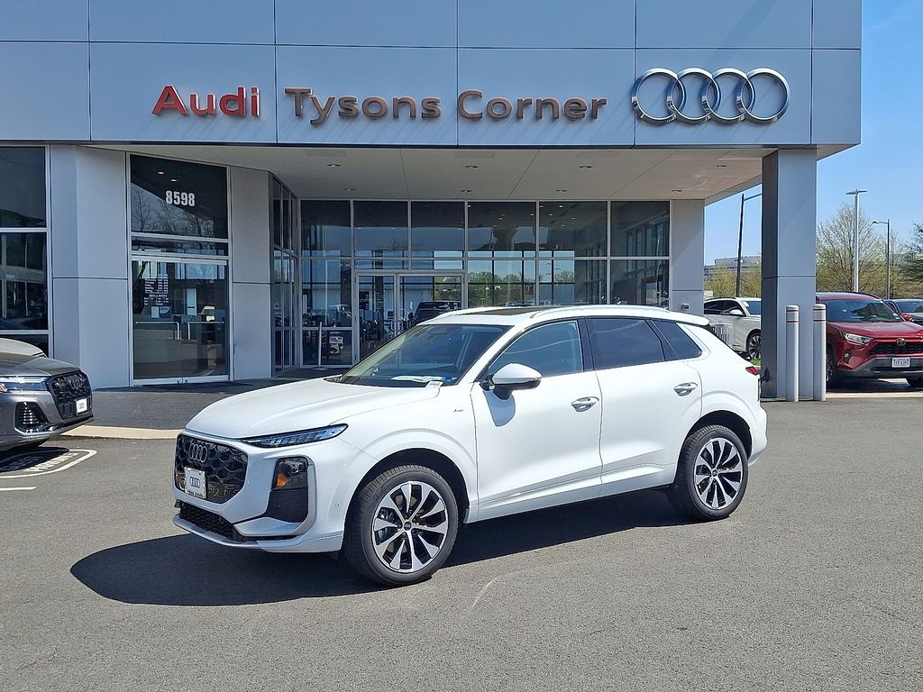 2026 Audi Q3 S line quattro's photo