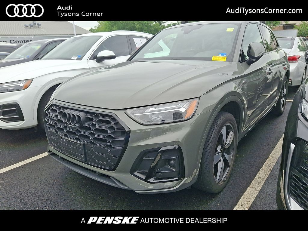 2023 Audi Q5 45 Premium Plus's photo