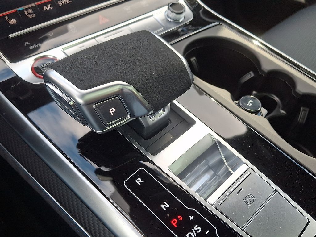 2026 Audi RS Q8 Base - Photo 11