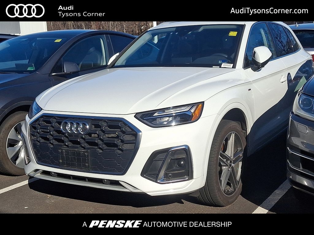 2024 Audi Q5 45 Premium Plus's photo