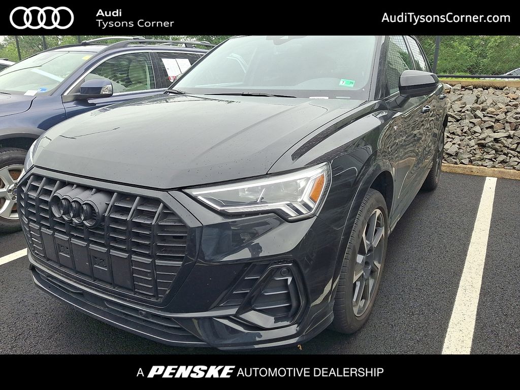 2025 Audi Q3 45 TFSI S Line Premium Plus quattro's photo