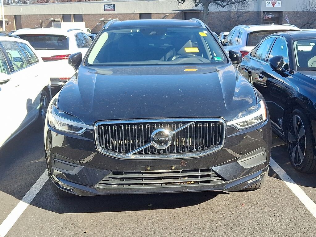 Used 2021 Volvo XC60 T5 Momentum SUV