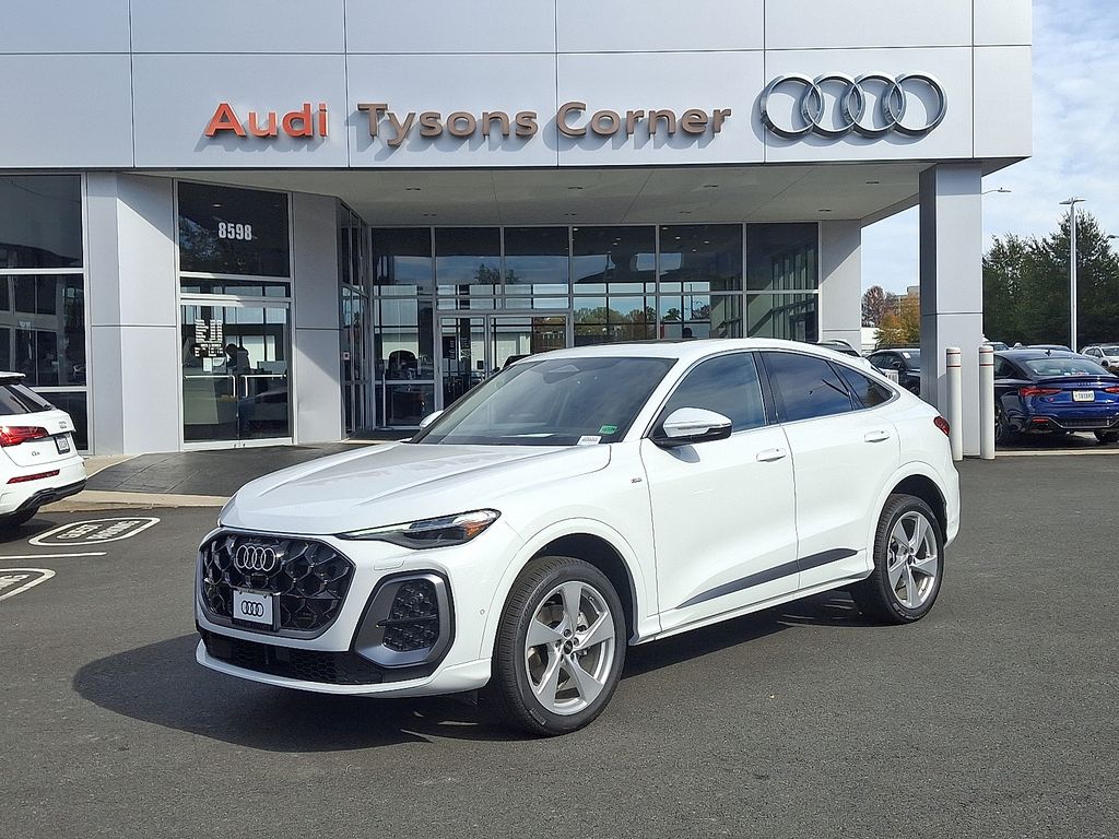 2025 Audi New Q5 Sportback Premium Plus's photo