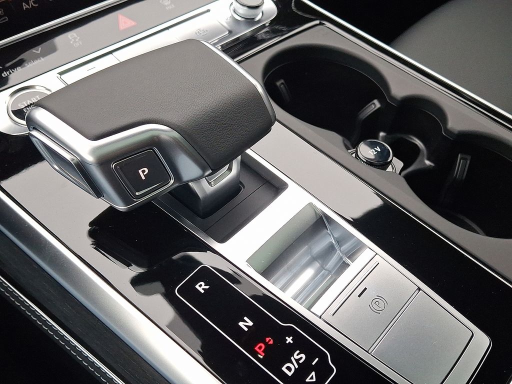 2026 Audi Q7 Premium Plus - Photo 14
