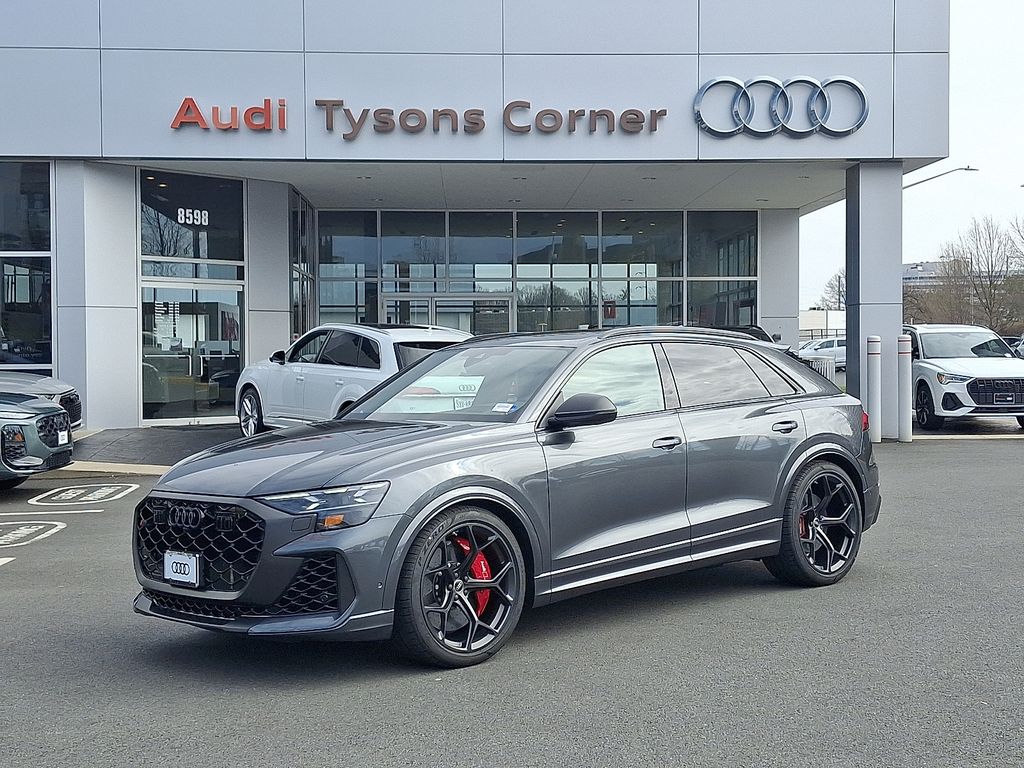2026 Audi RS Q8 -'s photo