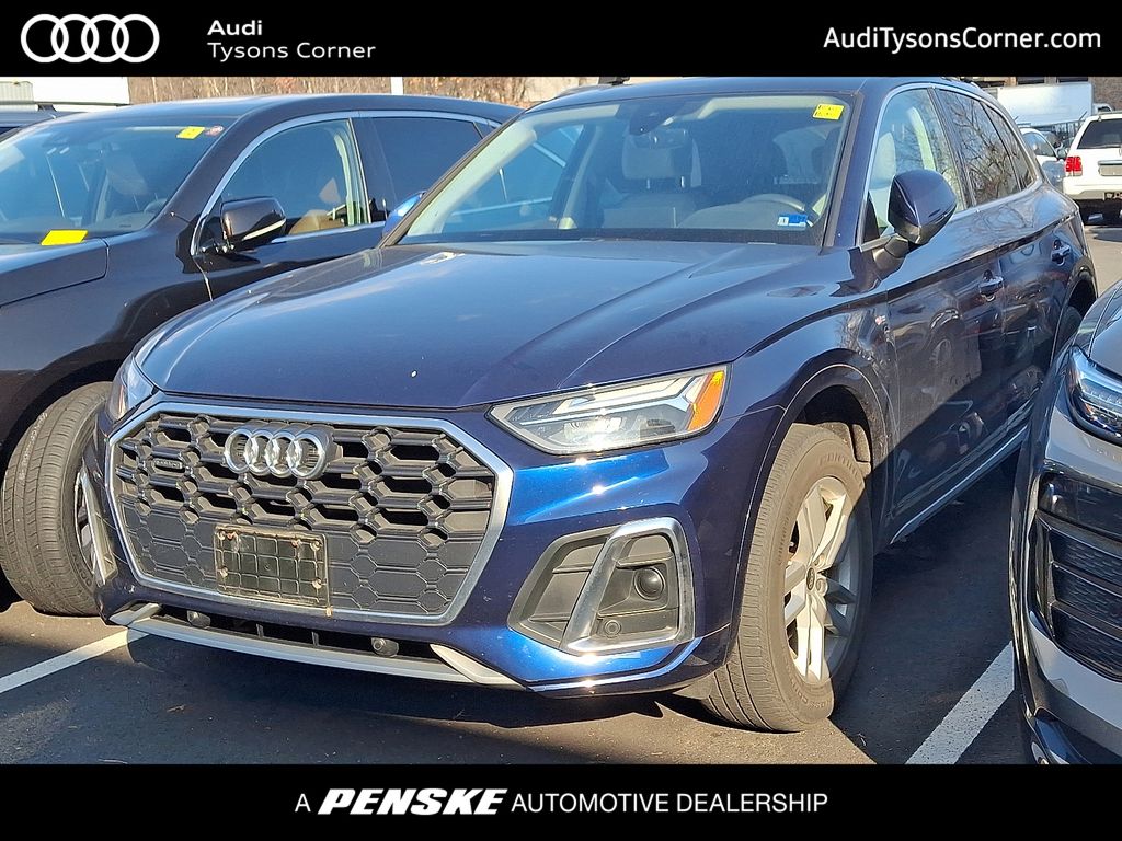 2022 Audi Q5 Premium's photo