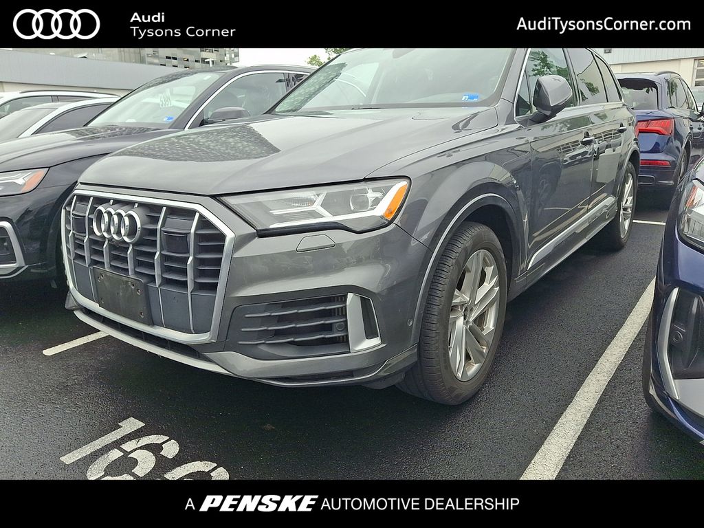 2022 Audi Q7 55 Premium Plus quattro Tiptronic's photo