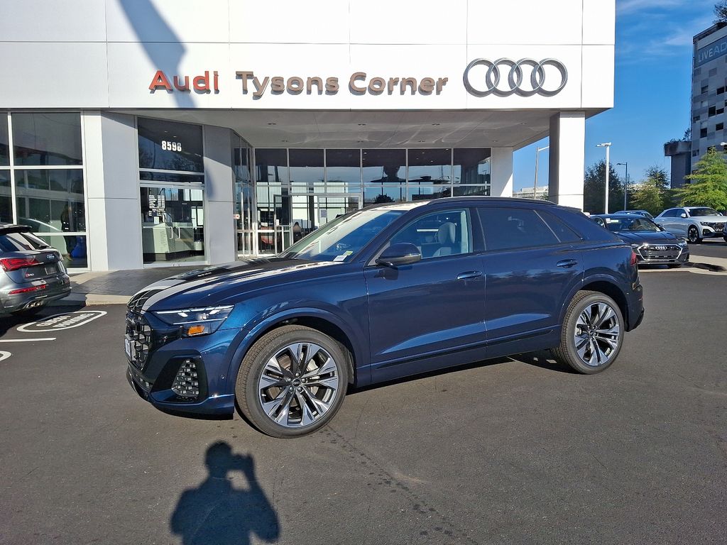 2025 Audi Q8