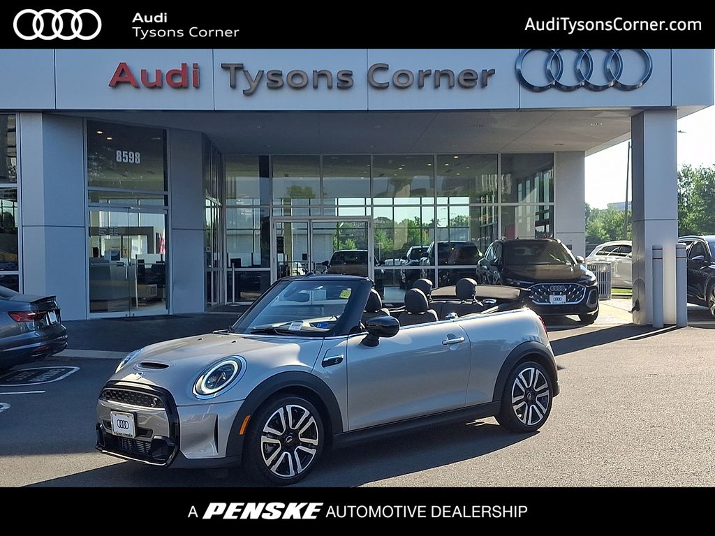 2024 MINI Convertible Cooper S's photo