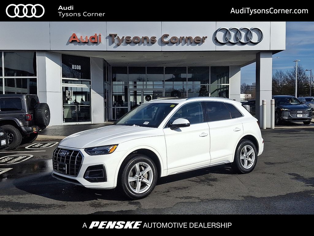 2023 Audi Q5 Premium's photo