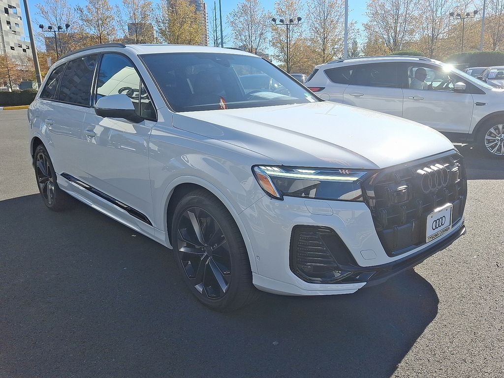 New 2026 Audi Q7 55 Premium Plus SUV
