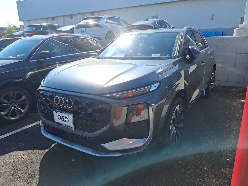 2026 Audi Q3 S line quattro's photo