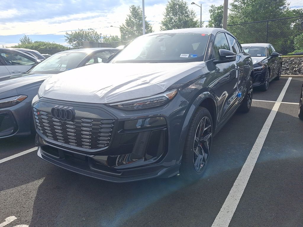 2027 Audi SQ6 Sportback e-tron Prestige quattro's photo