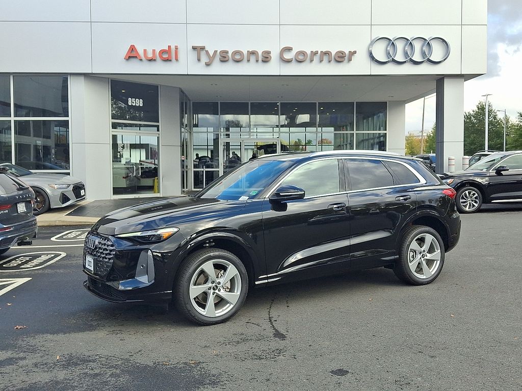 2025 Audi New Q5 Premium Plus's photo