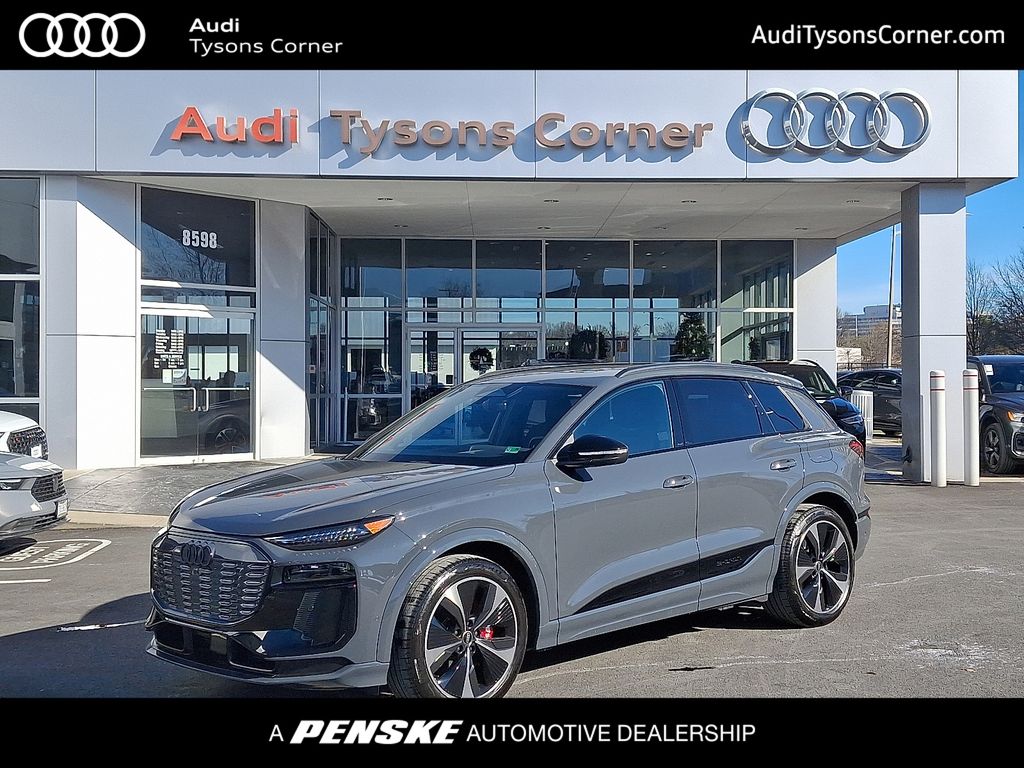 2025 Audi SQ6 e-tron Prestige's photo