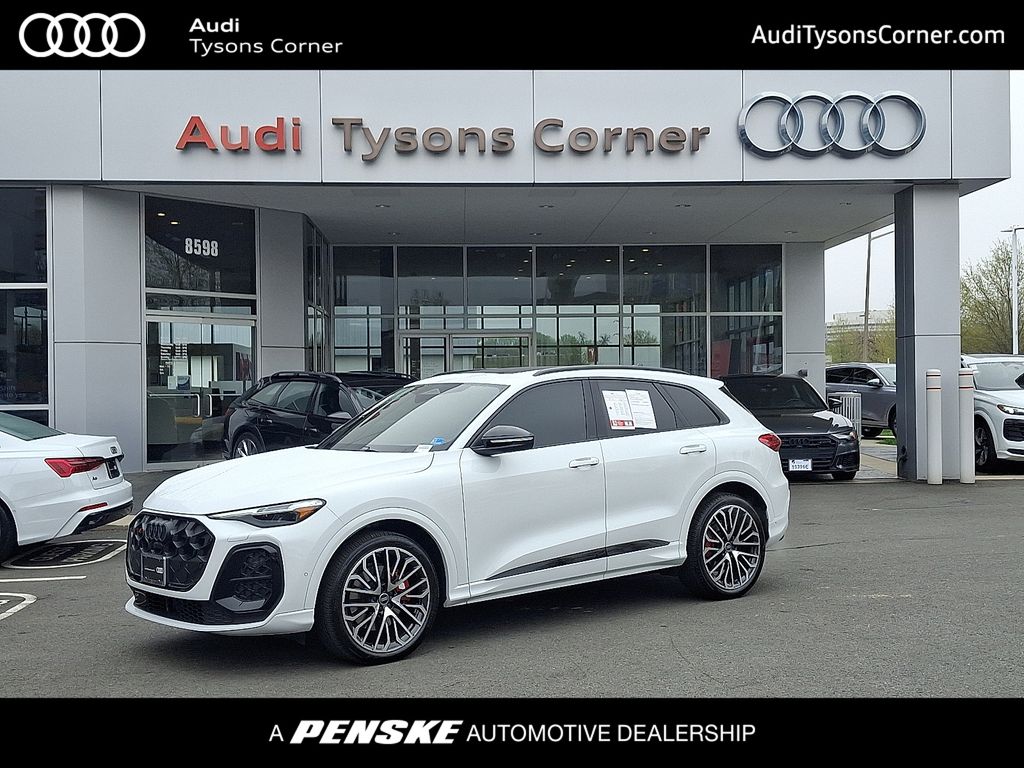 2025 Audi SQ5 Premium Plus's photo