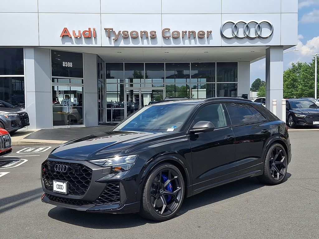 2026 Audi RS Q8 -'s photo