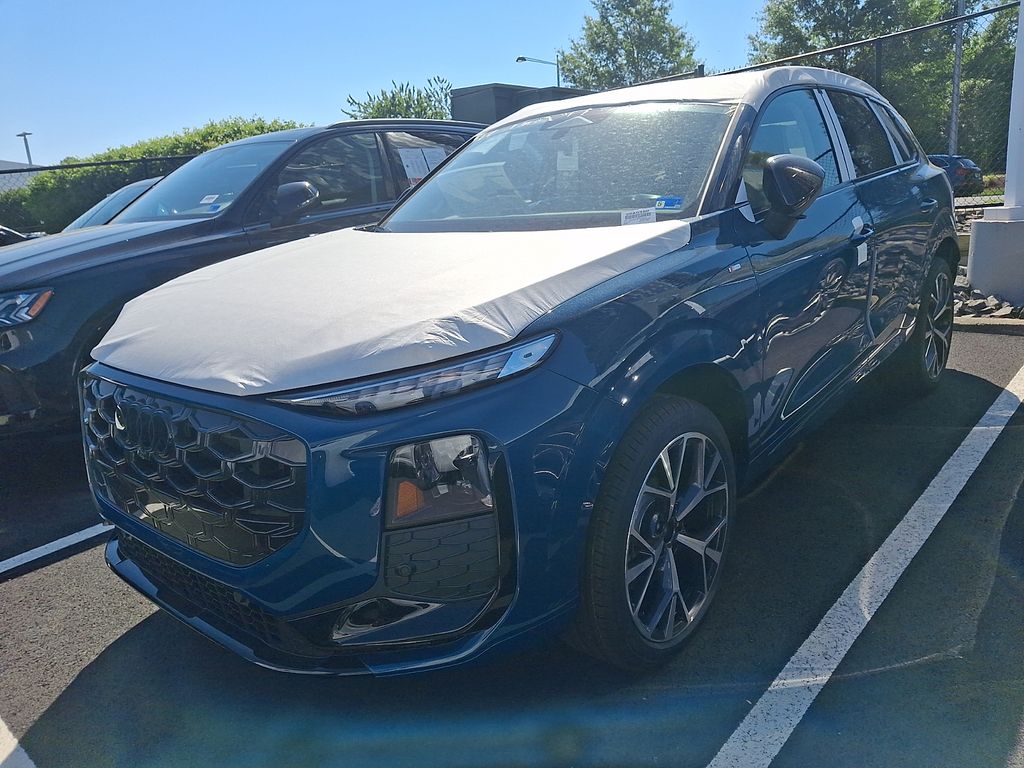 2026 Audi Q3 S line quattro's photo
