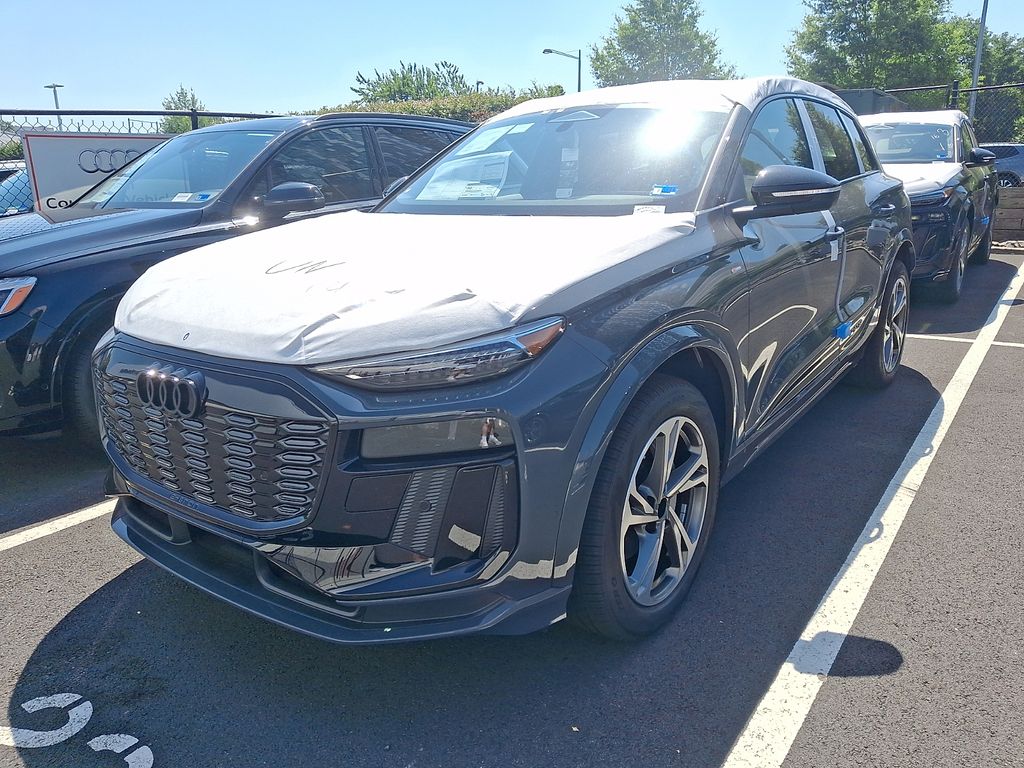 2027 Audi Q6 e-tron Prestige quattro's photo