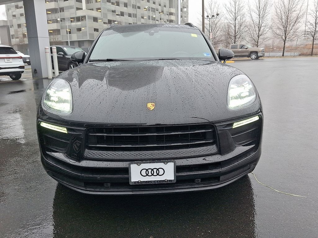 Used 2022 Porsche Macan Base SUV