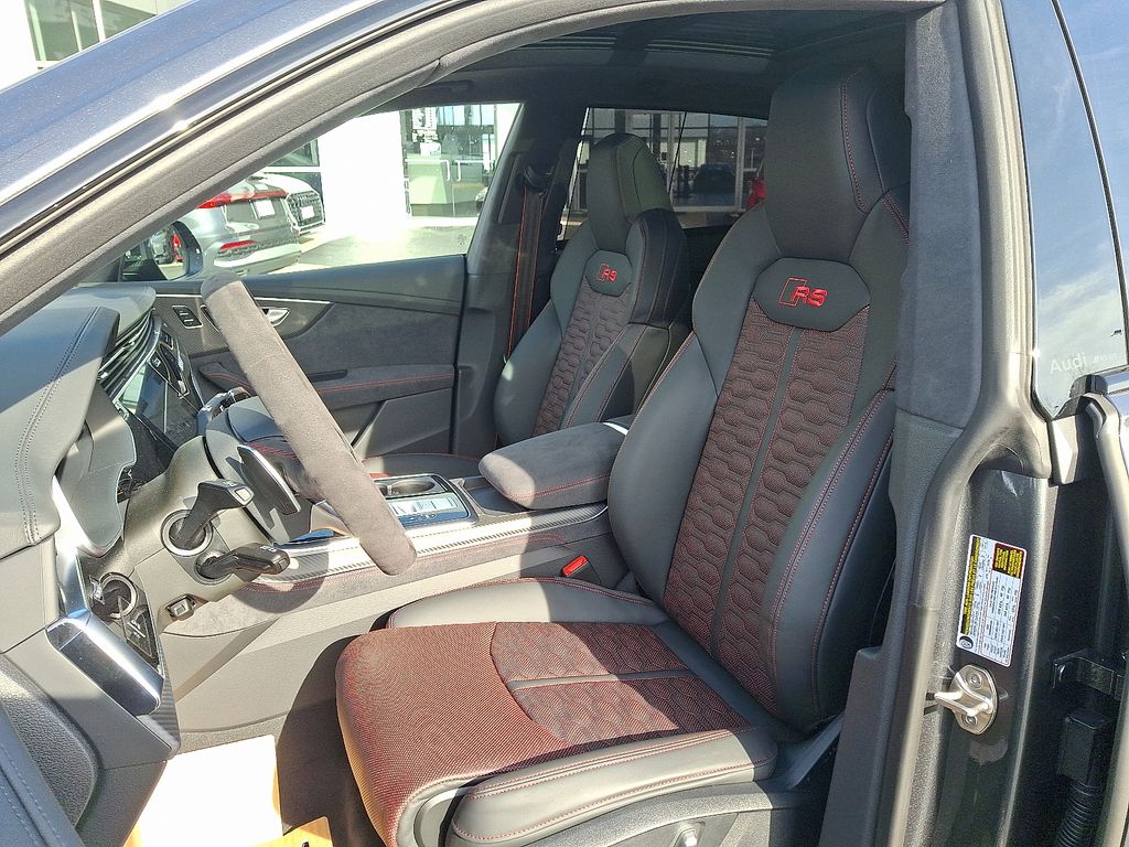 2026 Audi RS Q8 Base - Photo 10