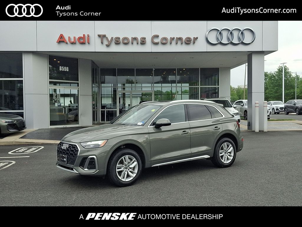 2023 Audi Q5 45 Premium's photo