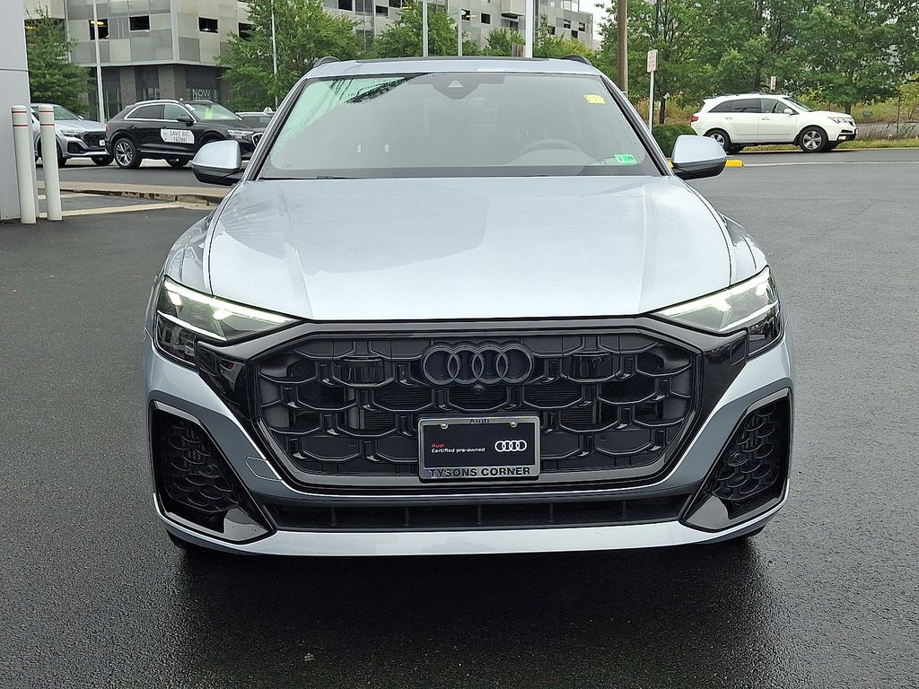 2025 Audi Q8 55 Premium Plus photo 2